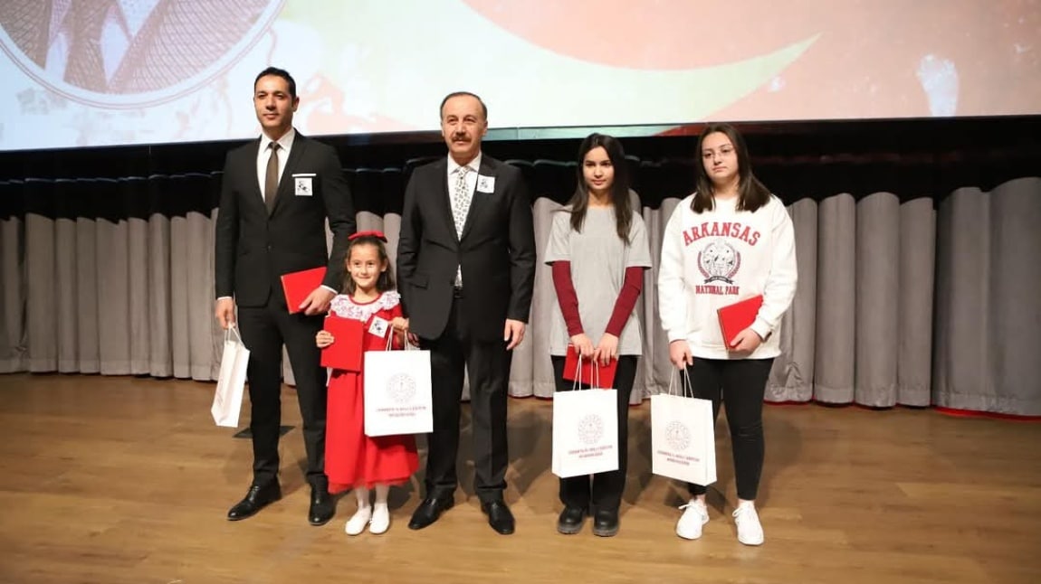 Öğrencimiz Kompozisyon Yarışması İl Birincisi
